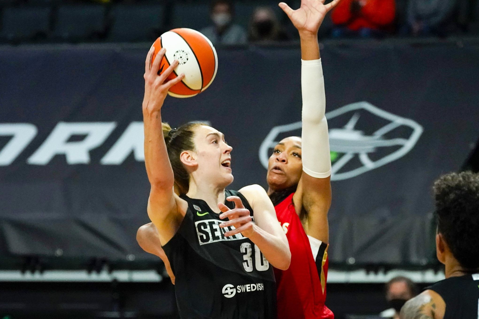 How A'ja Wilson won WNBA Finals battle vs. Breanna Stewart