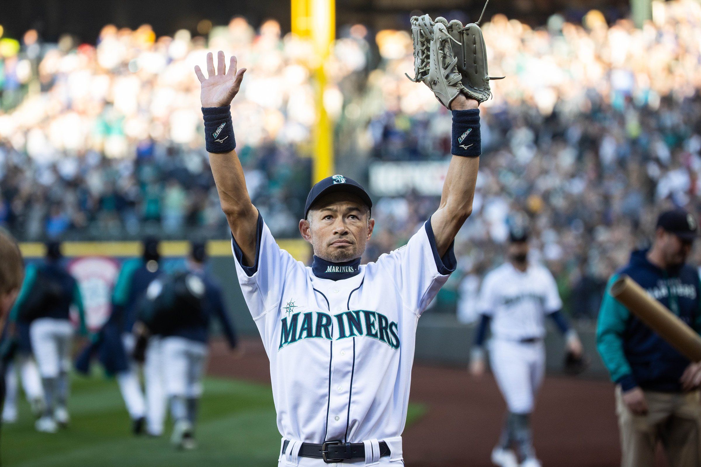 Mariners stars arrive to celebrate Ichiro's Hall of Fame weekend, Sports