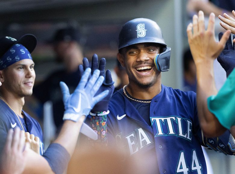 Holy S**t!!! Massive news!!! Let's go!!!” “Julio you are a Mariner Hall Of  Famer” - Seattle Mariners fans ecstatic as superstar Julio Rodriguez signs  a blockbuster 14-year extension deal