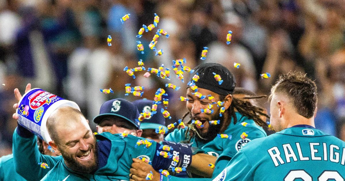 Rodríguez homers as Mariners wreck Guardians' home opener - NBC Sports