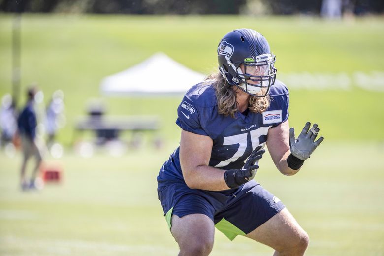 Ex-Seahawks OL Chad Wheeler rips off monitoring device