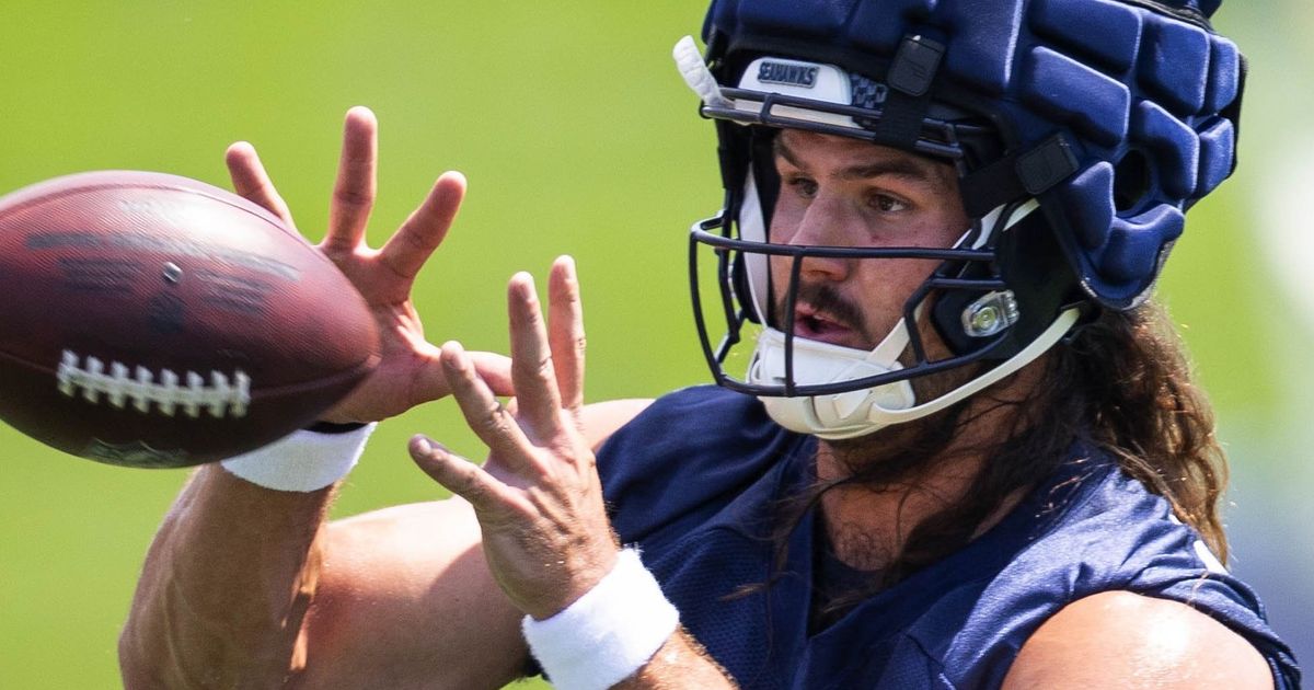 Seattle Seahawks tight end Colby Parkinson (84) during an NFL Preseason  football game against the Chicago