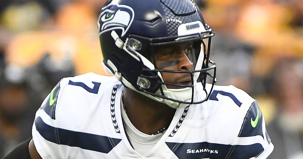 Seattle Seahawks May Have To Rethink Quarterback Situation With Geno Smith