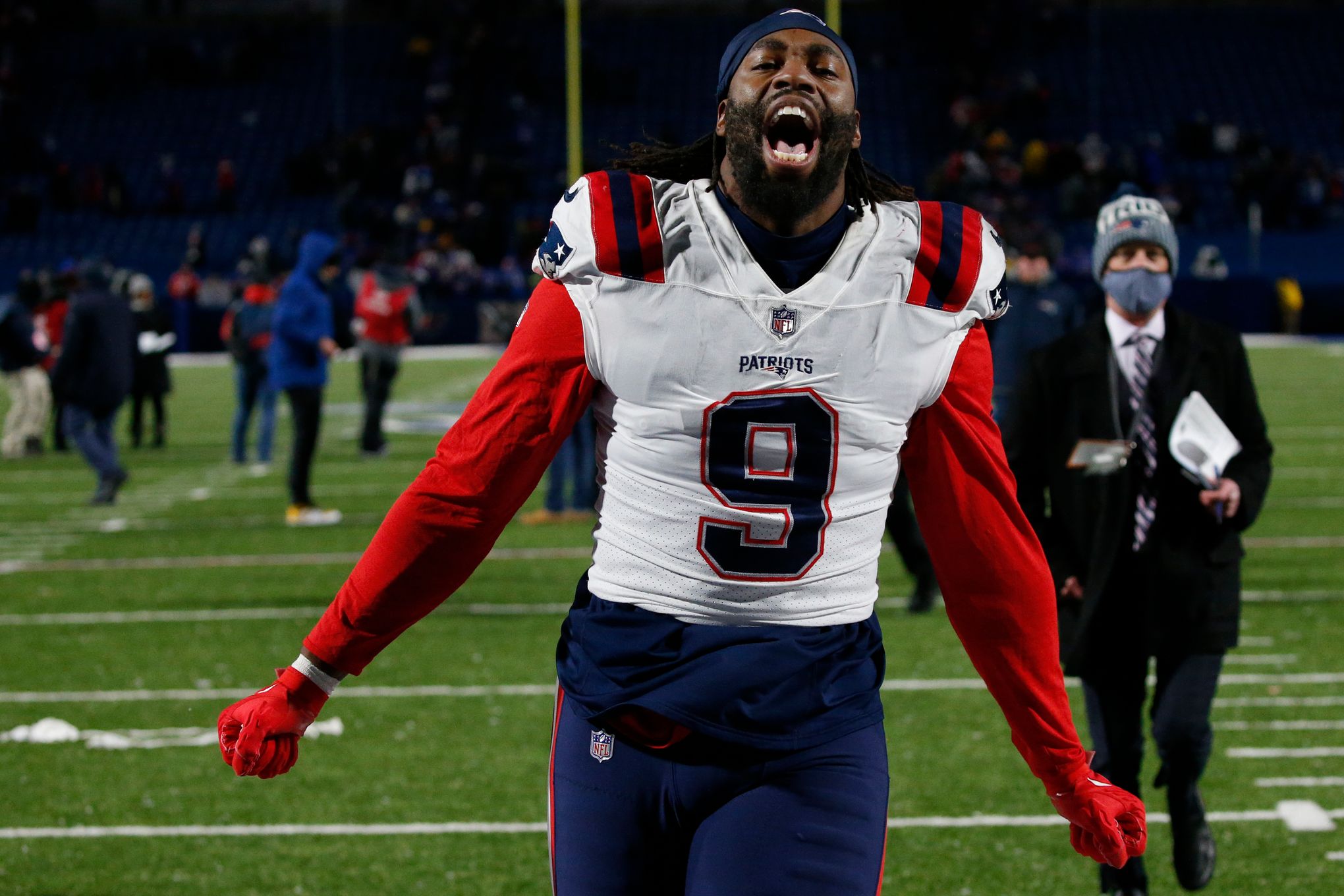 Patriots LB Matt Judon, 1 of 10 children, wears No. 9 to represent his 9  siblings 