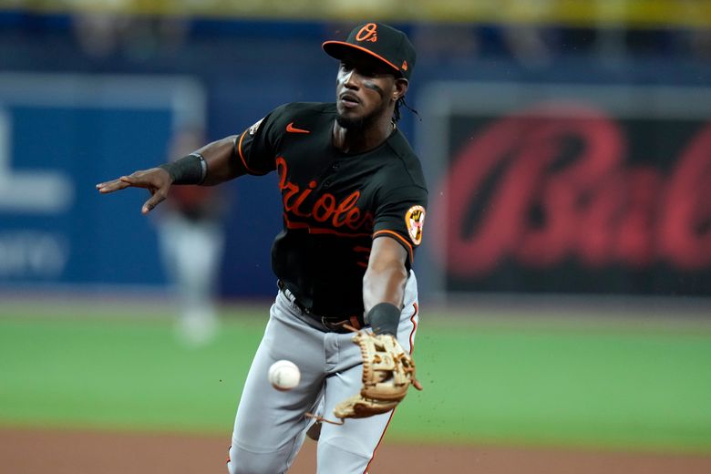 Mateo has 5 hits, Orioles pound Rays 10-3 for 8th win in 10 - CBS Baltimore