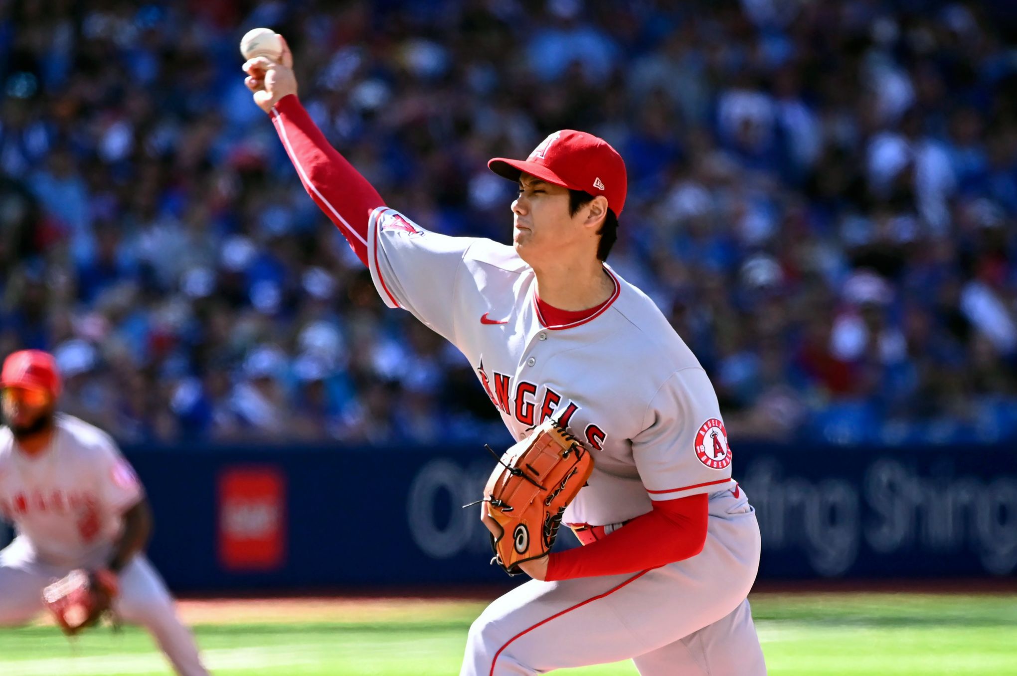 Shohei Ohtani goes seven innings and strikes out 12 batters against the  Dodgers 