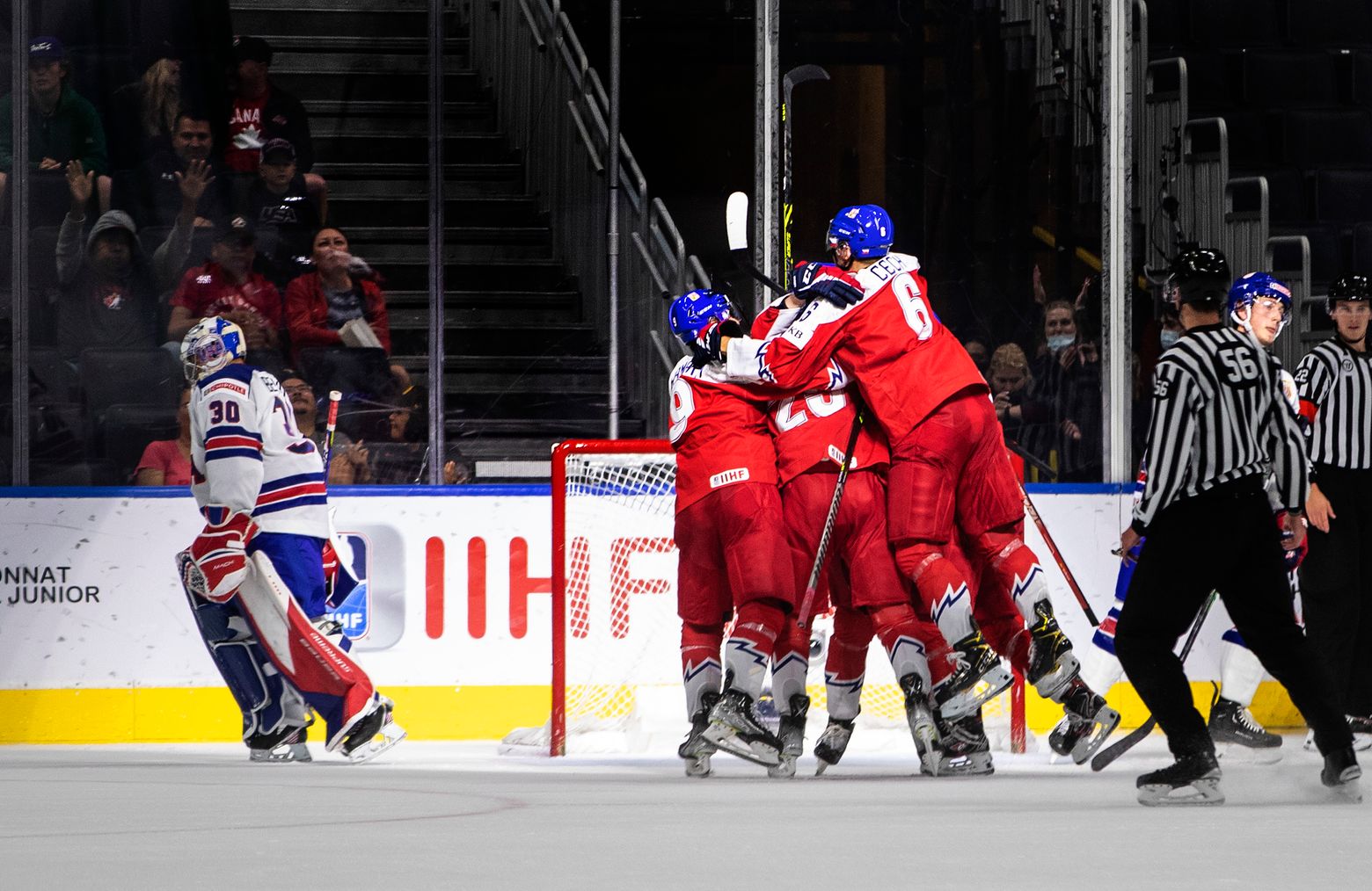 Czech Republic upsets . 4-2 in world junior quarterfinals | The Seattle  Times