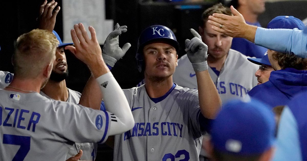 Pratto 2 HRs lead Royals; La Russa out, Chisox 5th L in row