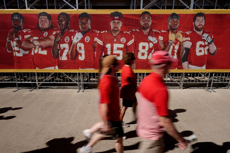 KANSAS CITY, MO - AUGUST 26: Kansas City Chiefs center Creed