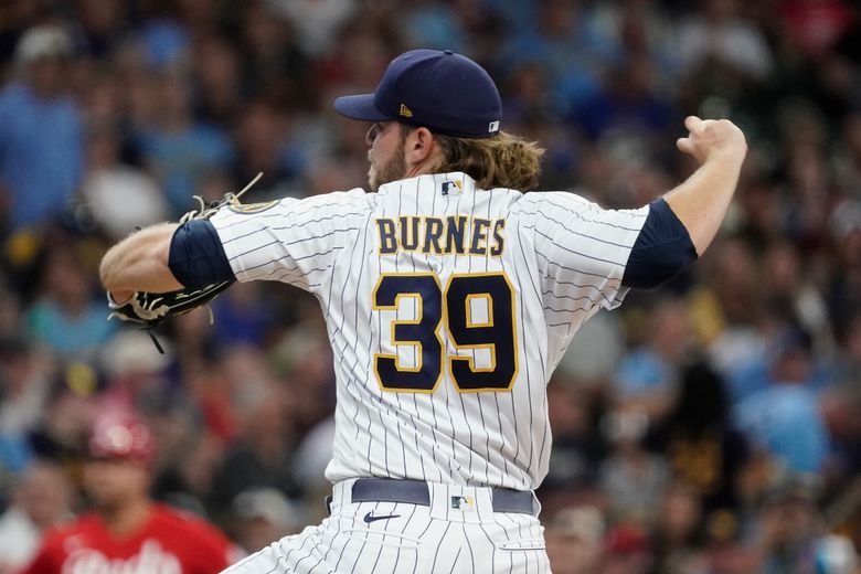 Brewers tumble out of 1st in division after trading Hader