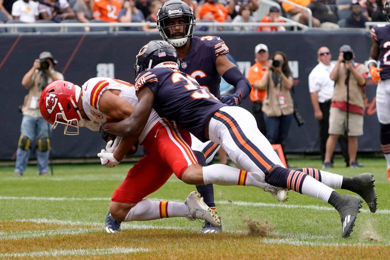 Soldier Field turf conditions are so terrible Bears players are doing crazy  things