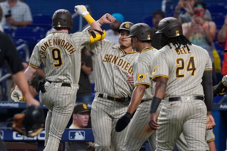 Brandon Drury hits grand slam in his first at-bat for San Diego Padres