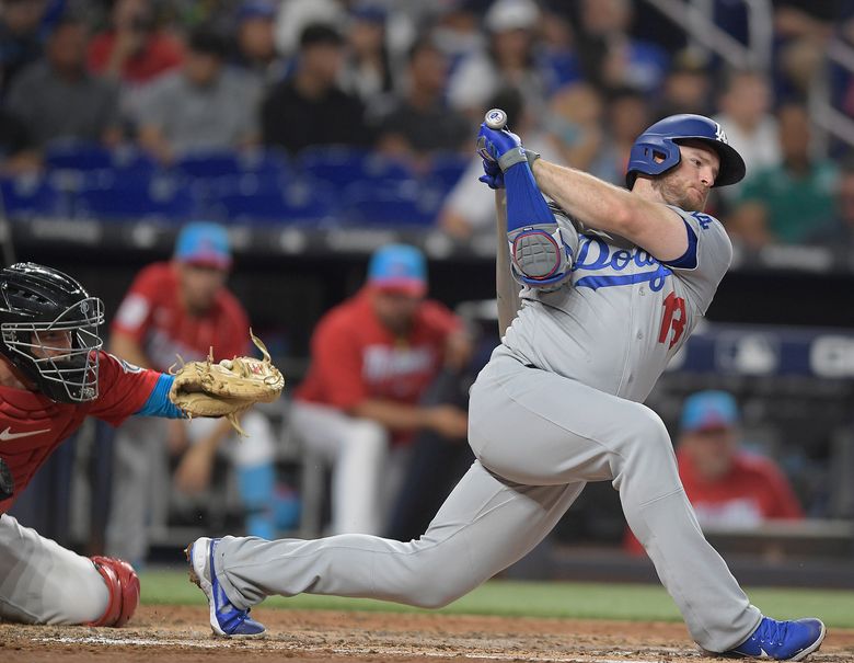 Miami Marlins: Sandy Alcantara complete game vs Los Angeles Dodgers