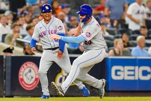 Judge 48th HR, Yanks Beat Mets 4-2 to Sweep Subway Series - Bloomberg