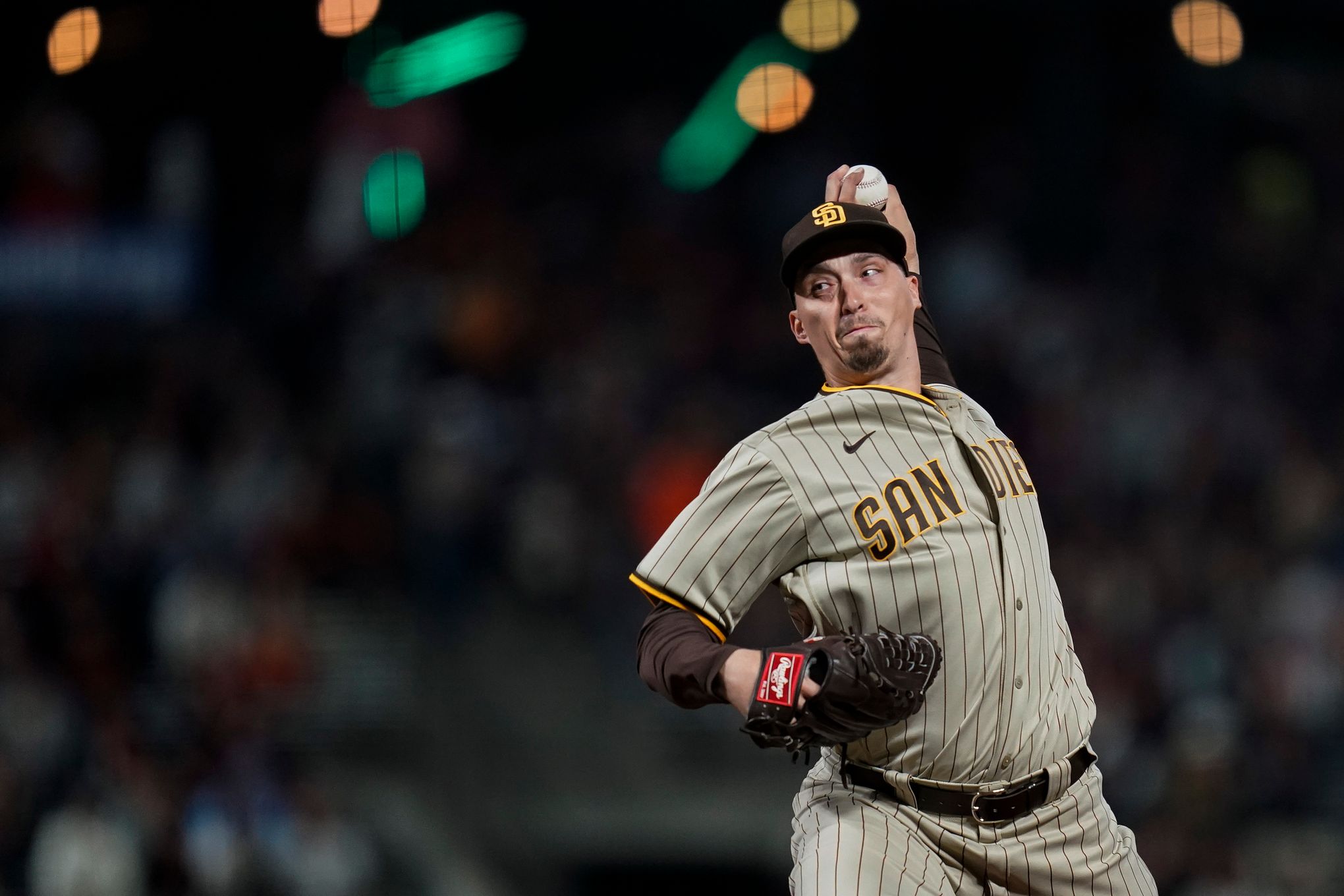 SF Giants: Joey Bart placed on concussion IL after foul tip