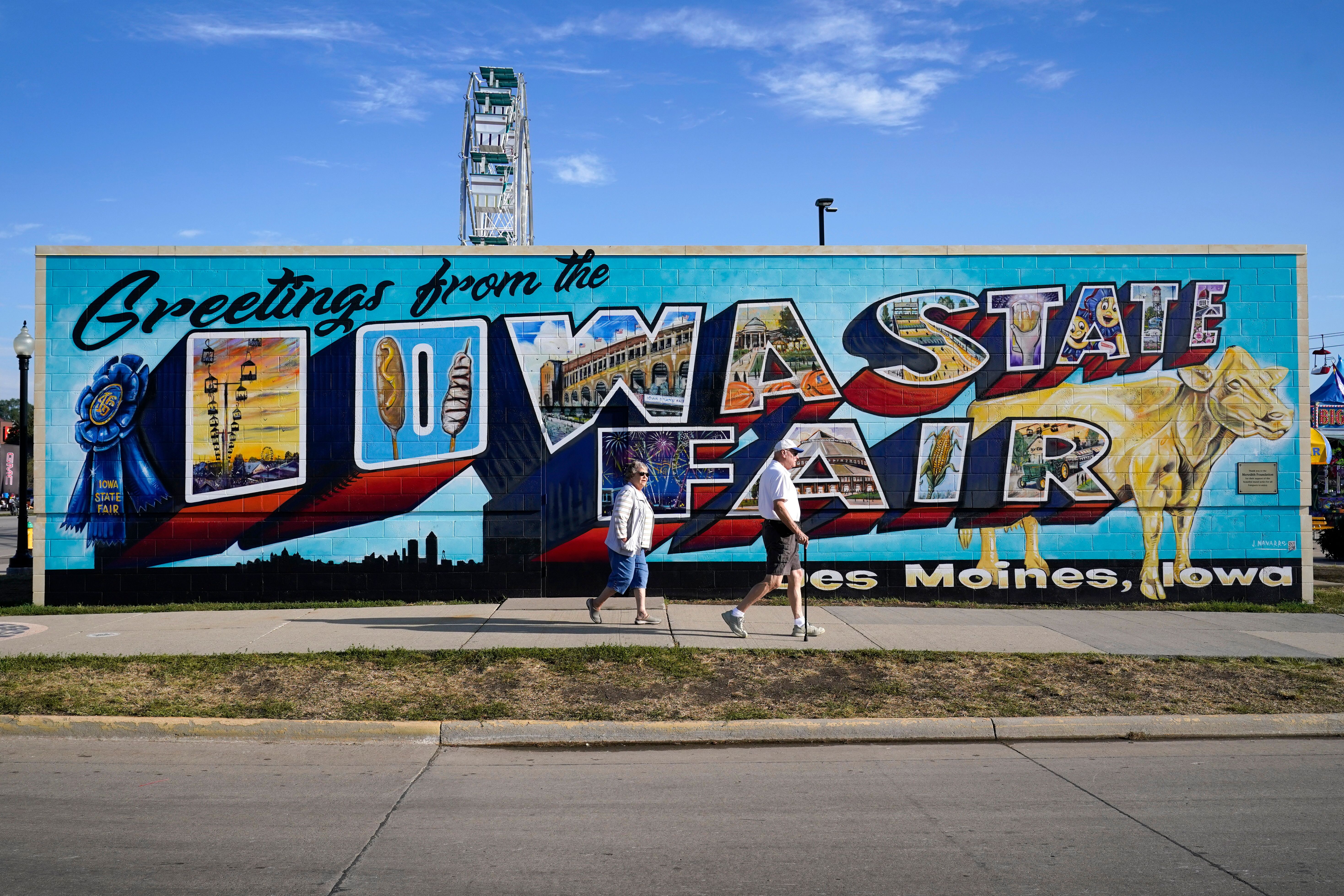 Trump S Long Shadow Keeps 2024 Hopefuls From Iowa State Fair The   Urn Publicid Ap Org Dc1667fe460a5e41d3f4cfd4b266198fElection 2024 Iowa 33004 