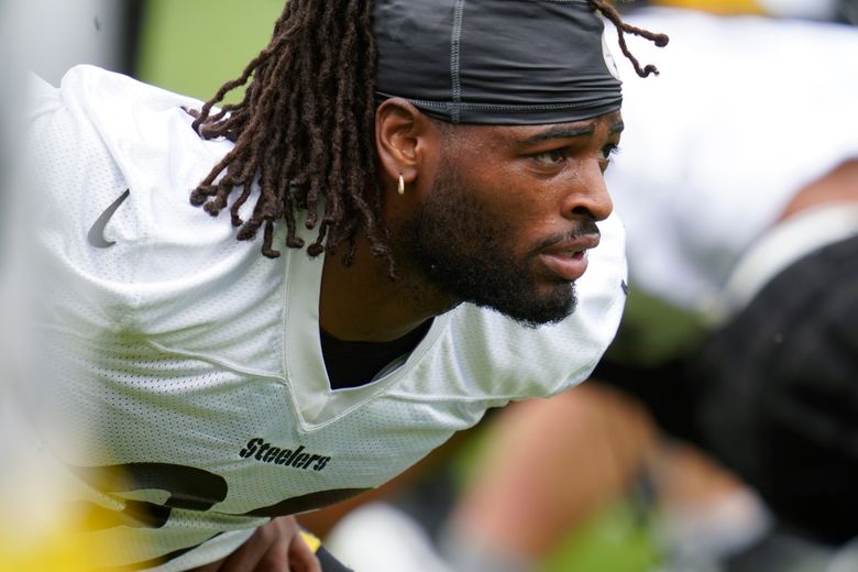 Pittsburgh Steelers running back Najee Harris looks on during the