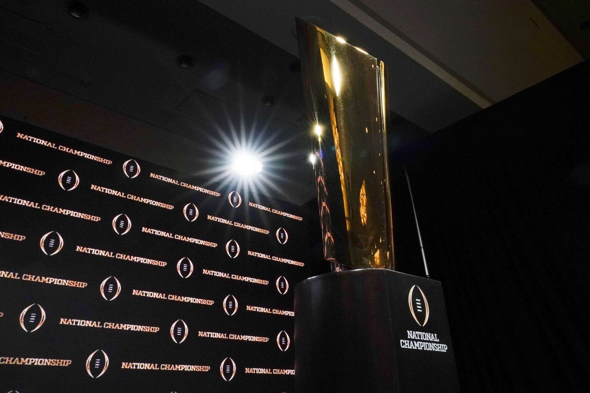 College Football Playoff officially expanding to 12 teams in 2024