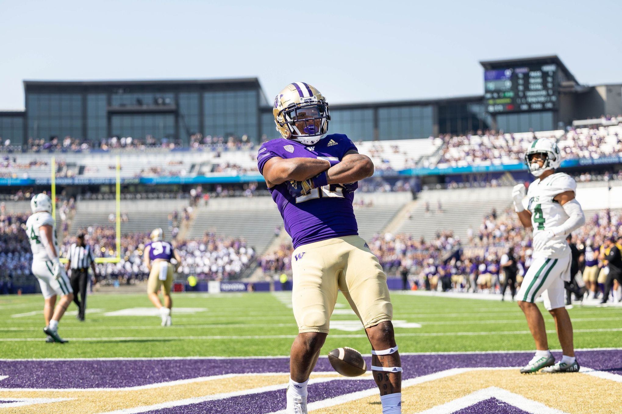 Penix Jr. Throws 4 TD Passes, UW Beats Kent State 45-20 - University of  Washington Athletics