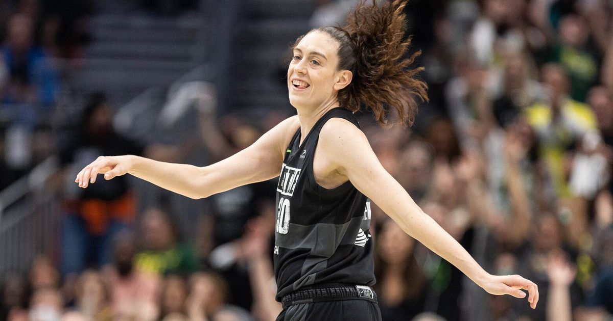 Breanna Stewart unanimous selection for AllWNBA first team The