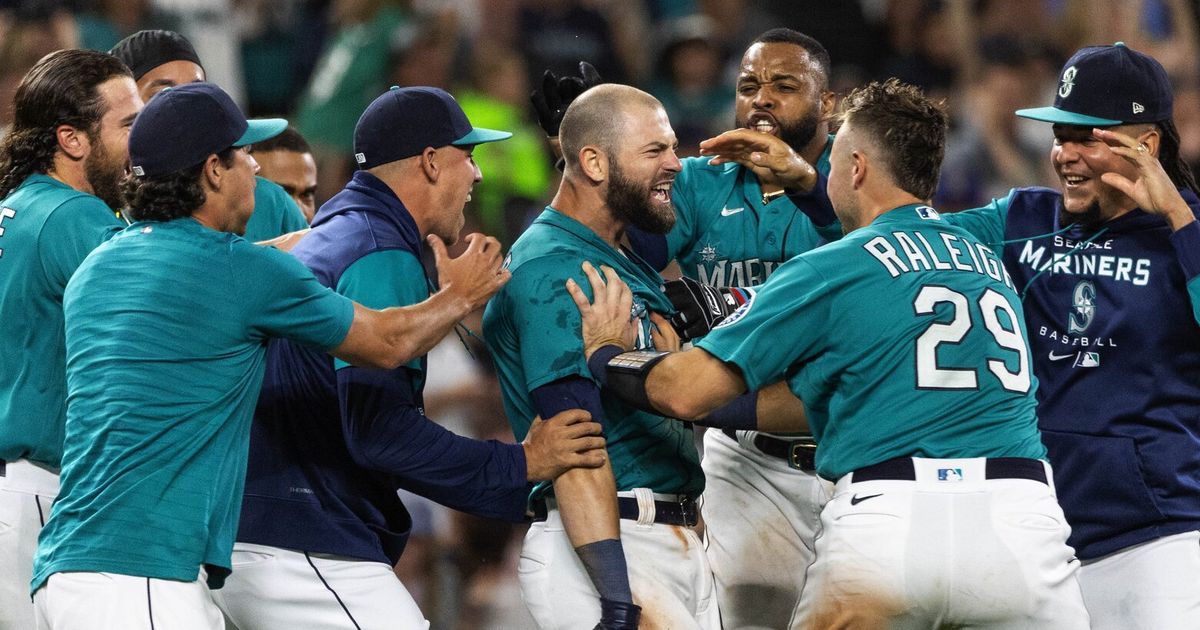 How the Mariners’ chances to make the playoffs are determined The