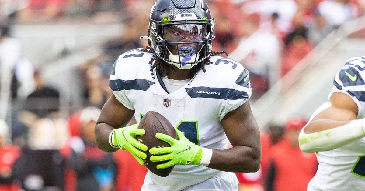 Samuel Gold on X: Clear defensive pass interference by the #Rams  linebacker. Swiped at DeeJay Dallas' outstretched arms. Terrible. The # Seahawks were objectively screwed on this one.  / X