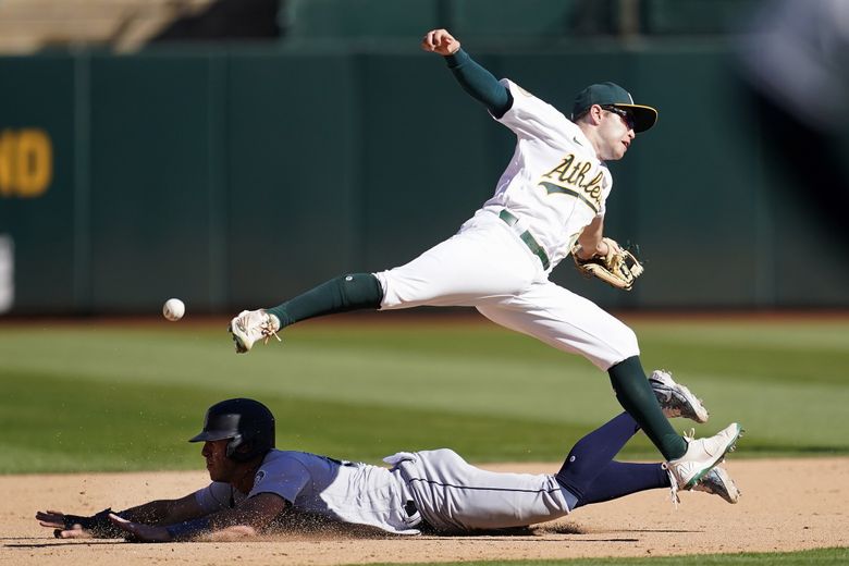 Mariners fall to Cubs in 10 innings after Jarred Kelenic's mammoth