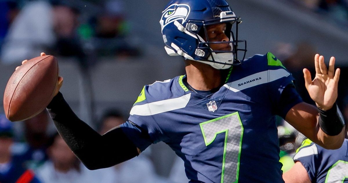 Why both Geno Smith and Russell Wilson have given Seahawks fans