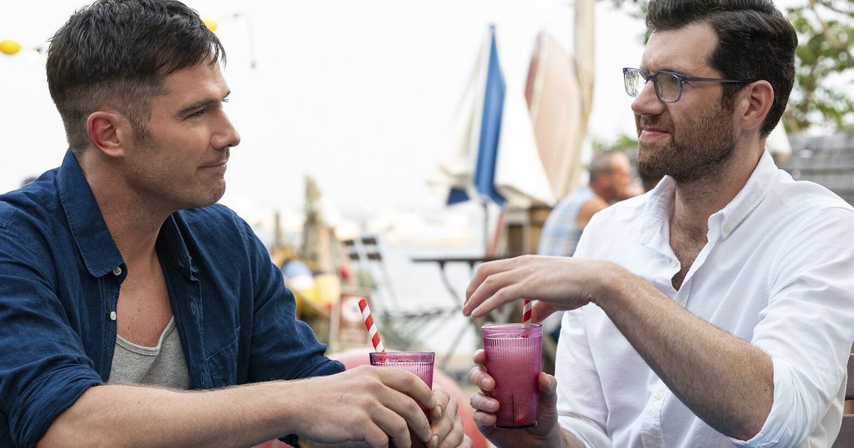 Seattle Bro ‘Bros’ review: Making rom-com history — and then joining in it | The ...