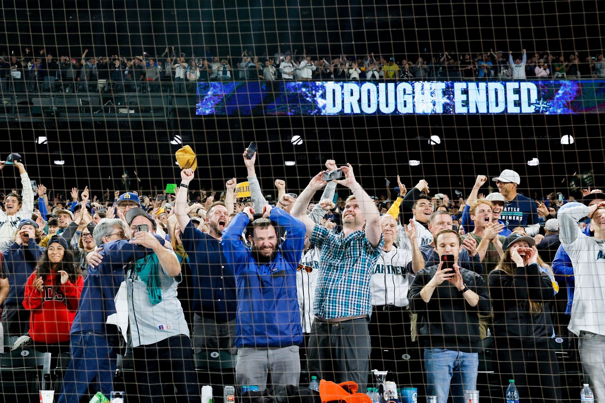 Mariners' fandom at an all-time high ahead of playoff appearance