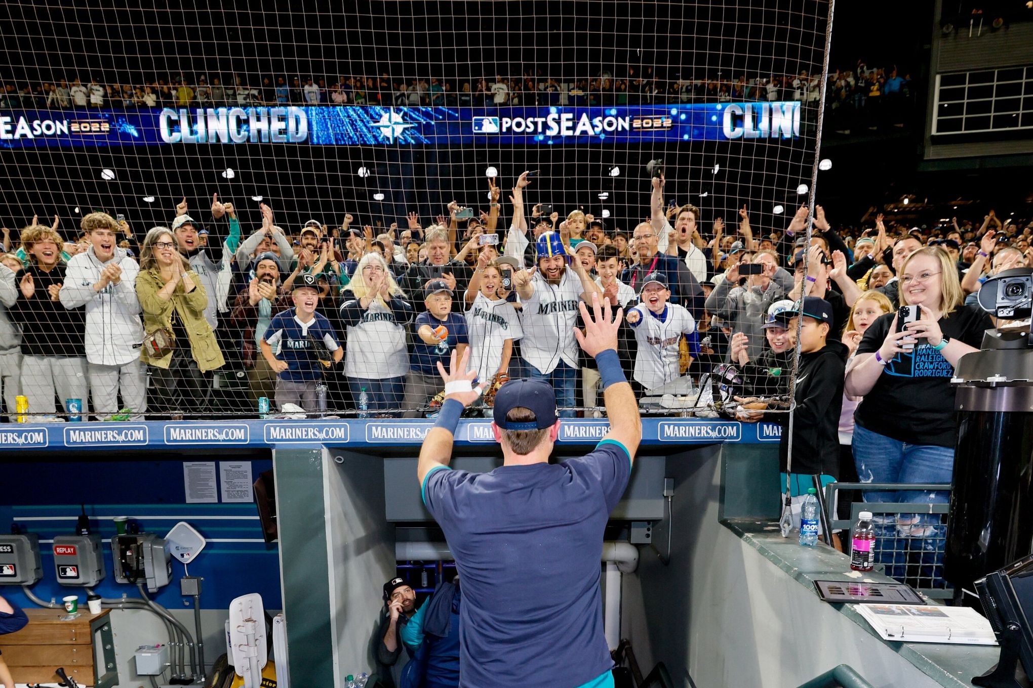 Mariners postseason merchandise nearly sold out two days after team  clinched playoff spot