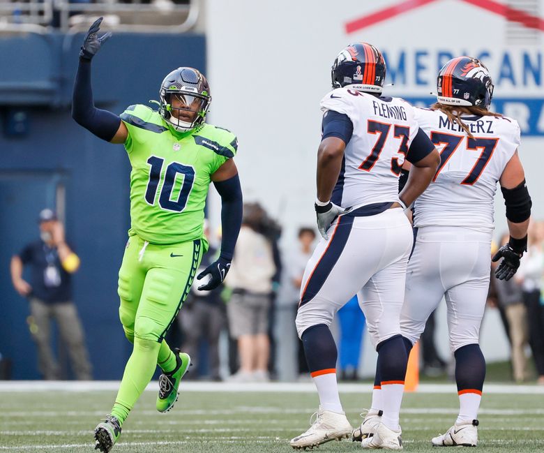 Seahawks linebacker Uchenna Nwosu named NFC Defensive Player of the Week