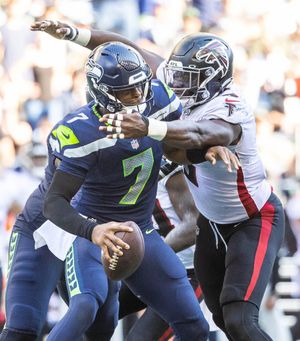 Seattle Seahawks' offense wakes up, but defense falls asleep in loss to the Atlanta  Falcons 