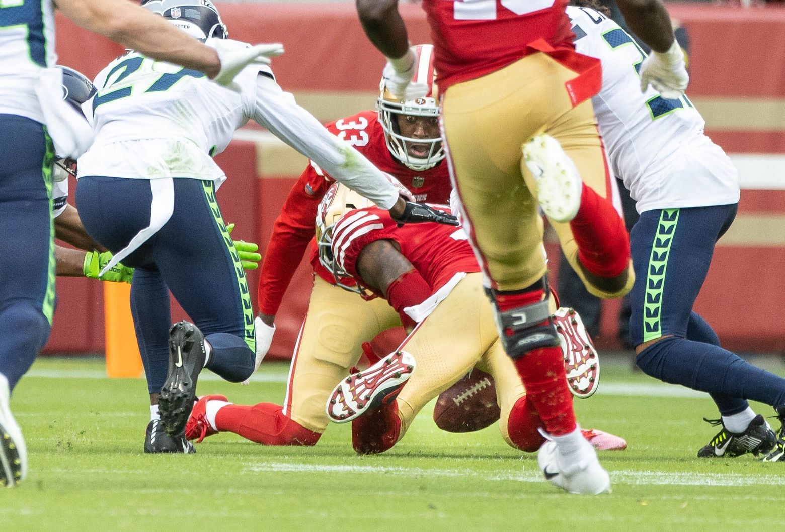 49ers-Seahawks playoff game will feature heavy rain, strong winds, Sports