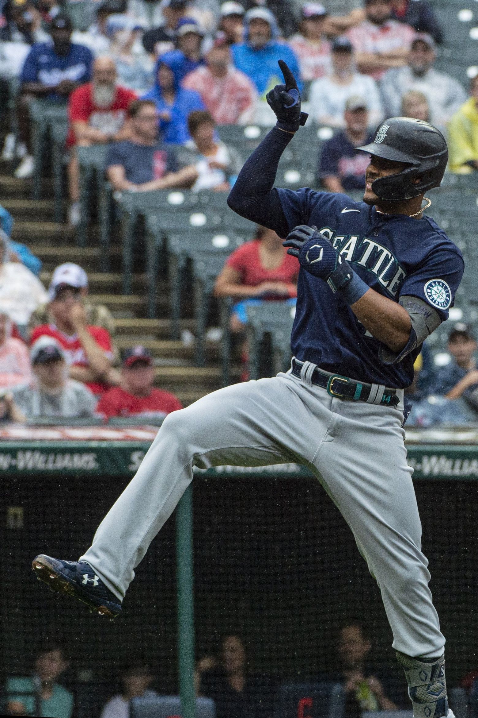 Seattle Mariners Notebook: JP update; Servais on Julio's approach