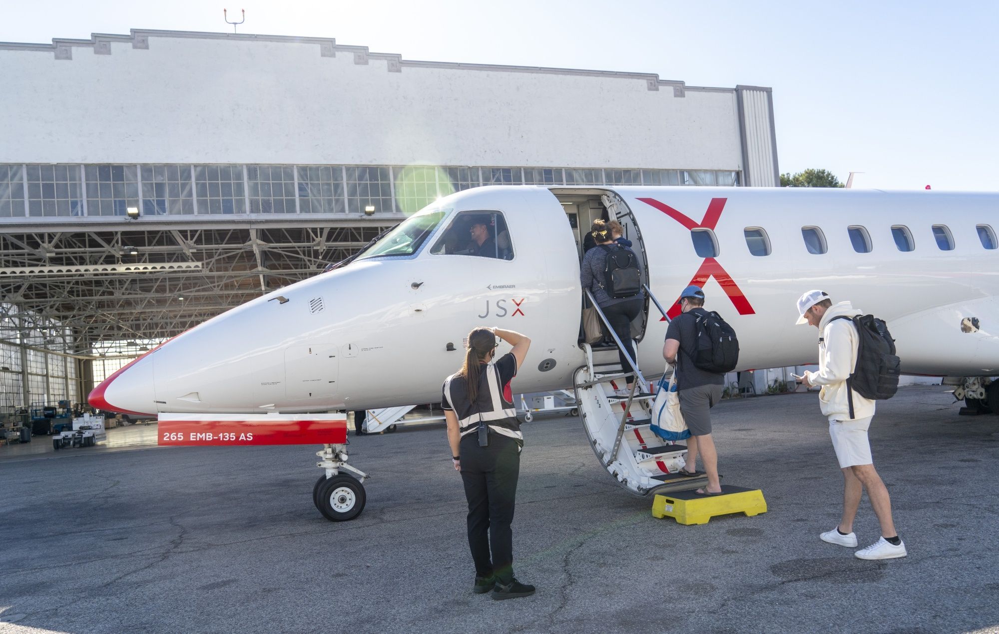 jetsuitex burbank airport