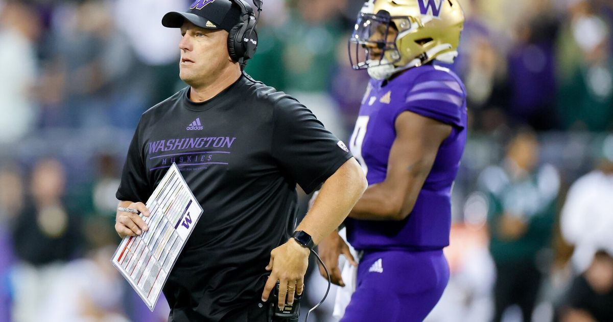 Washington Huskies Fanbase prepares for Blackout against Stanford - SB  Nation Seattle