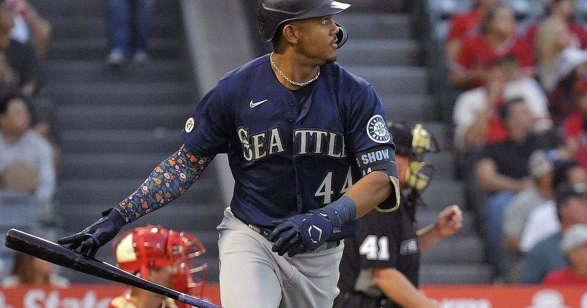 Seattle Mariners Reportedly Signing Julio Rodriguez to a Massive, 14-Year  Extension (UPDATES) - Bleacher Nation