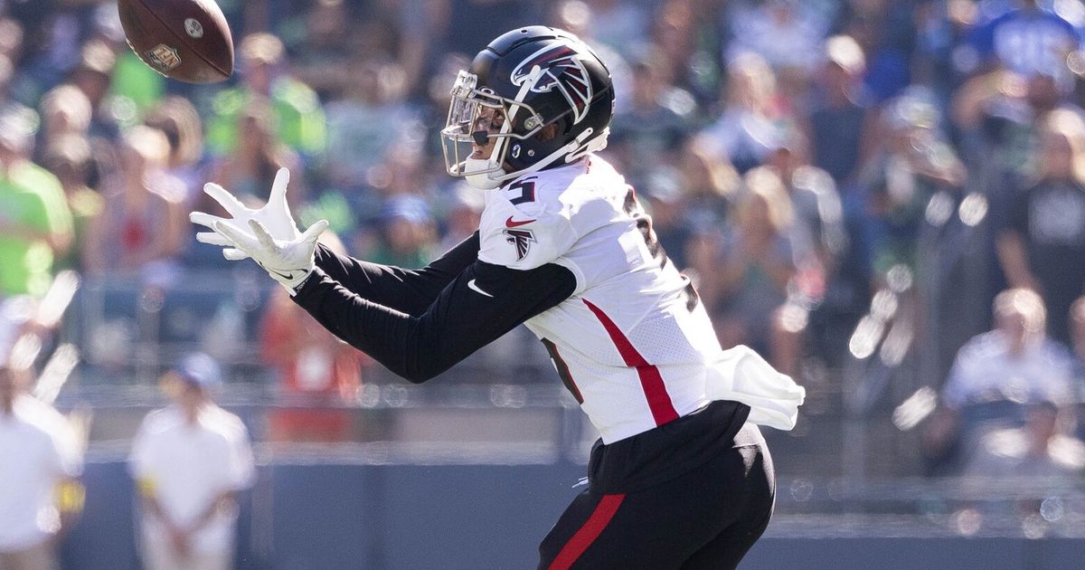 The ascendant Falcons make short work of Seattle