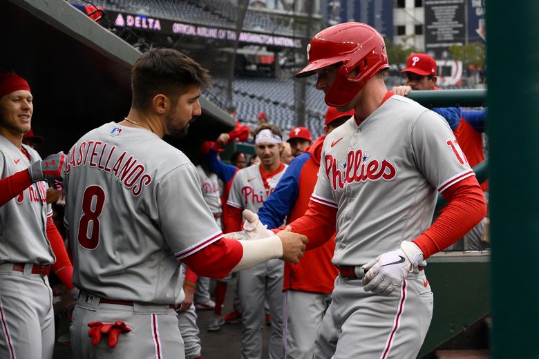 Hoskins homers, Phillies end skid in 5-1 win over Nationals