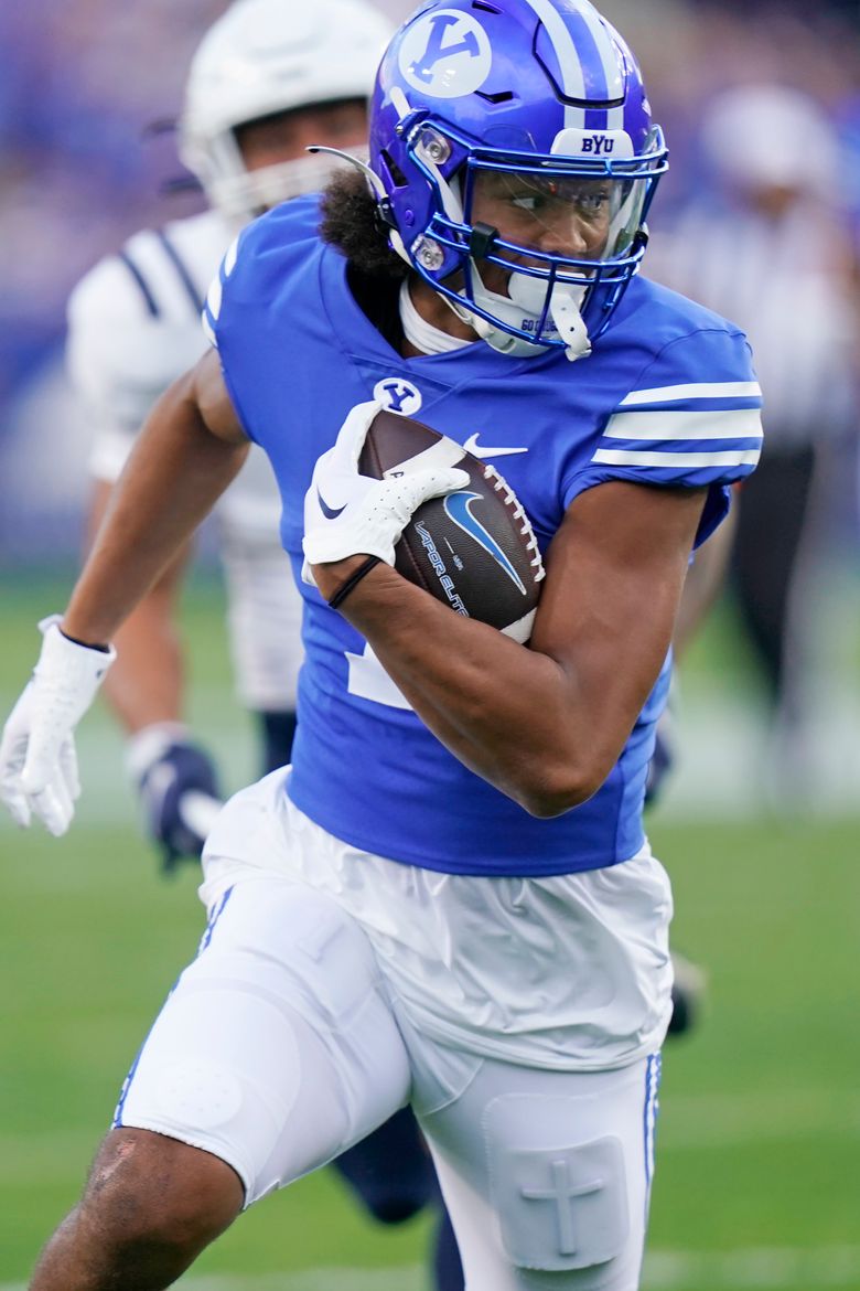 Hall tosses 3 TDs, rallies No. 19 BYU past Utah State 38-26