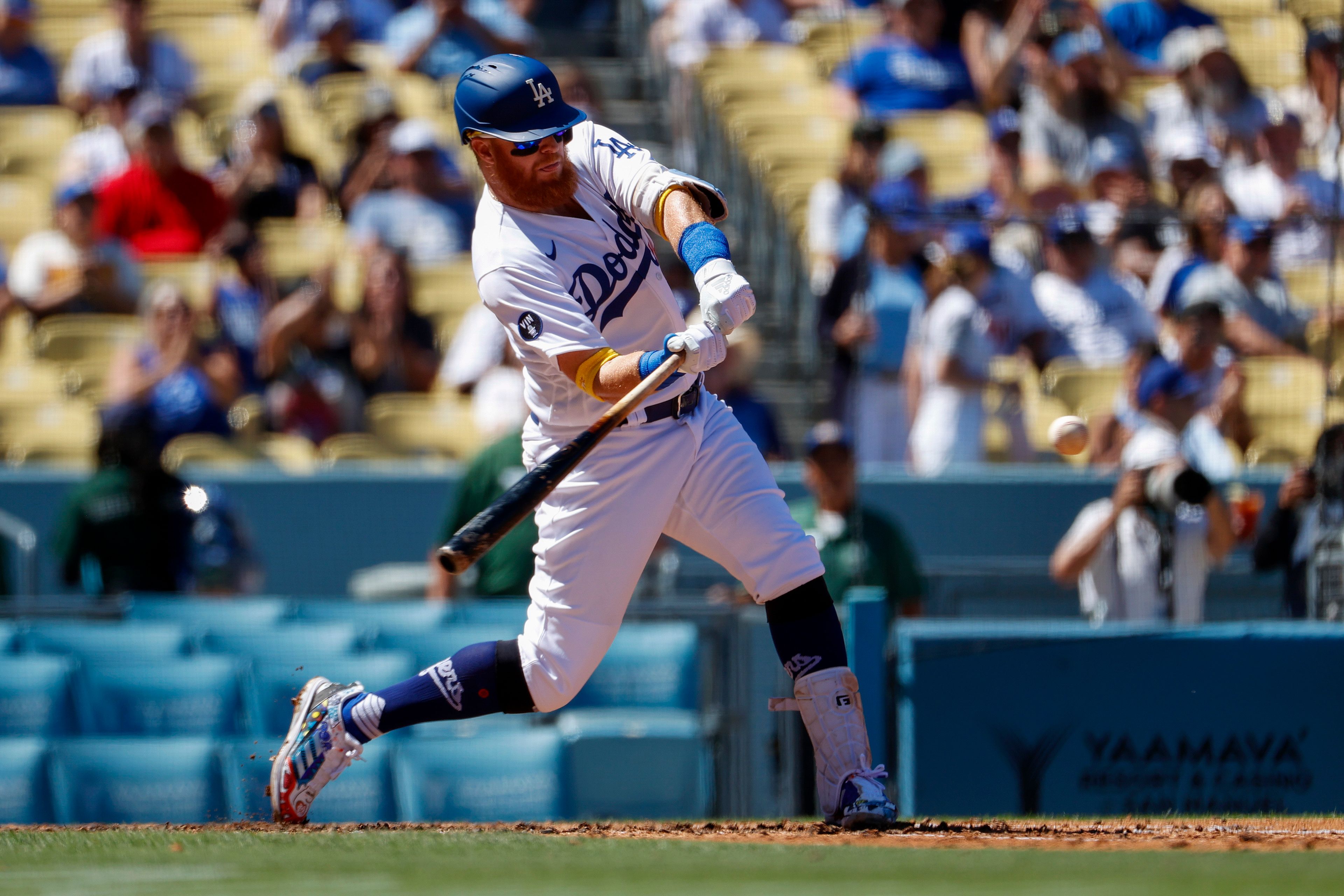 Rookie Vargas Dodgers rally past D backs 5th win in row The