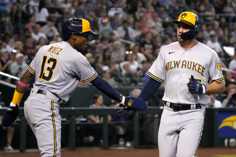 Taylor hits 2-run homer in 10th, Brewers beat Dbacks 8-6