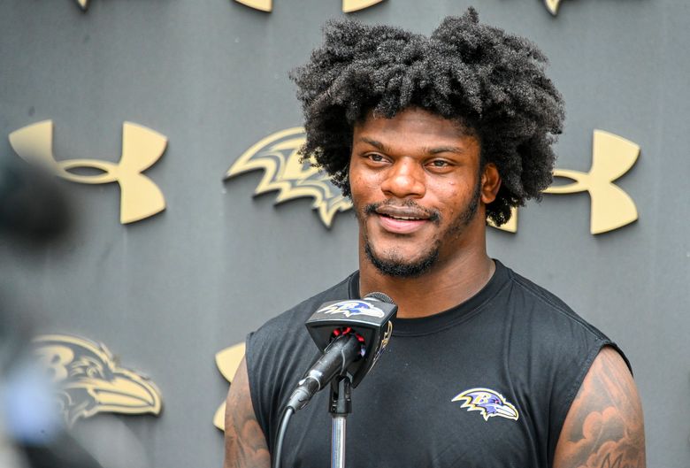 Ravens quarterback Lamar Jackson addresses questions about injuries