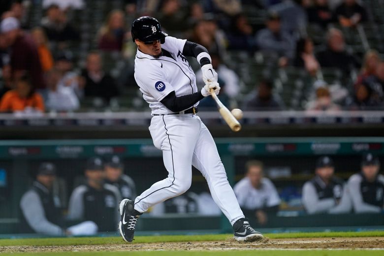 Short hits pinch-hit, three-run homer, Tigers beat Royals