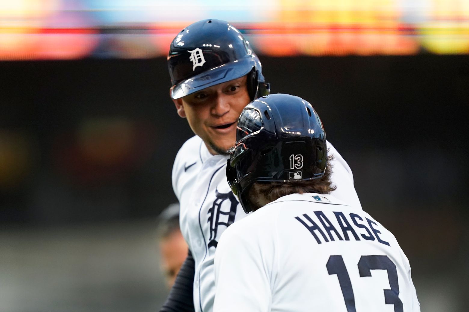 Eric Haase homers in 1st and helps Tigers beat Mariners