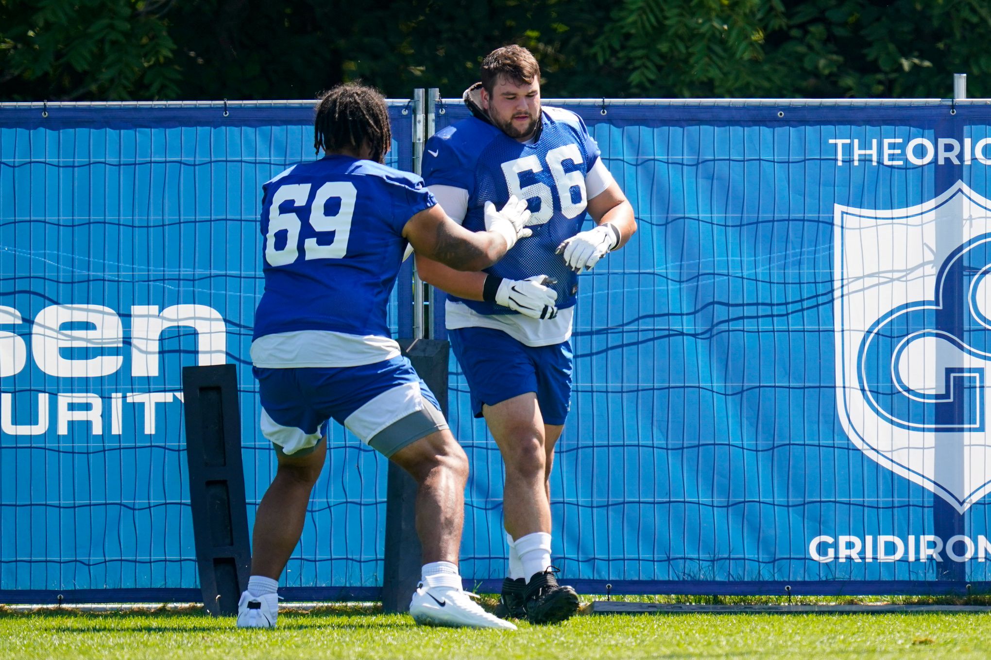 Indianapolis Colts linebacker Darius Leonard and guard Quenton