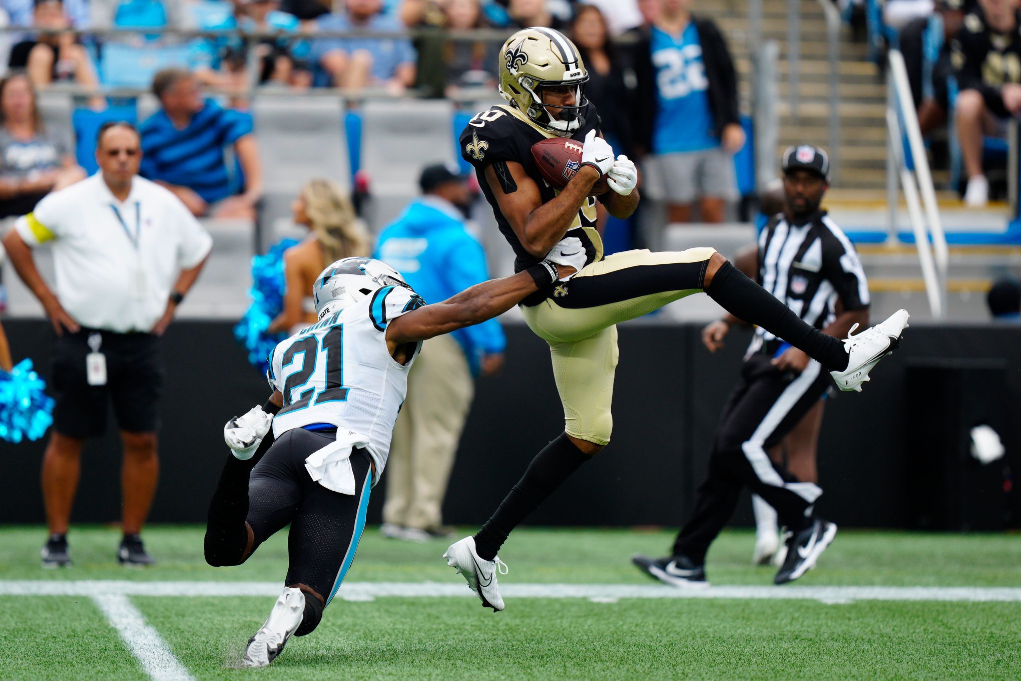 Callaway catches Hail Mary touchdown pass in Saints win