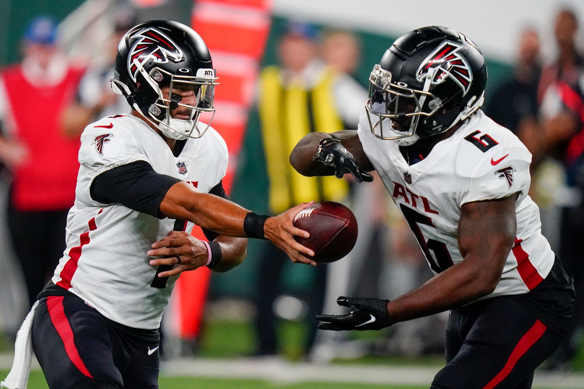 Falcons expected to place QB Marcus Mariota on injured reserve