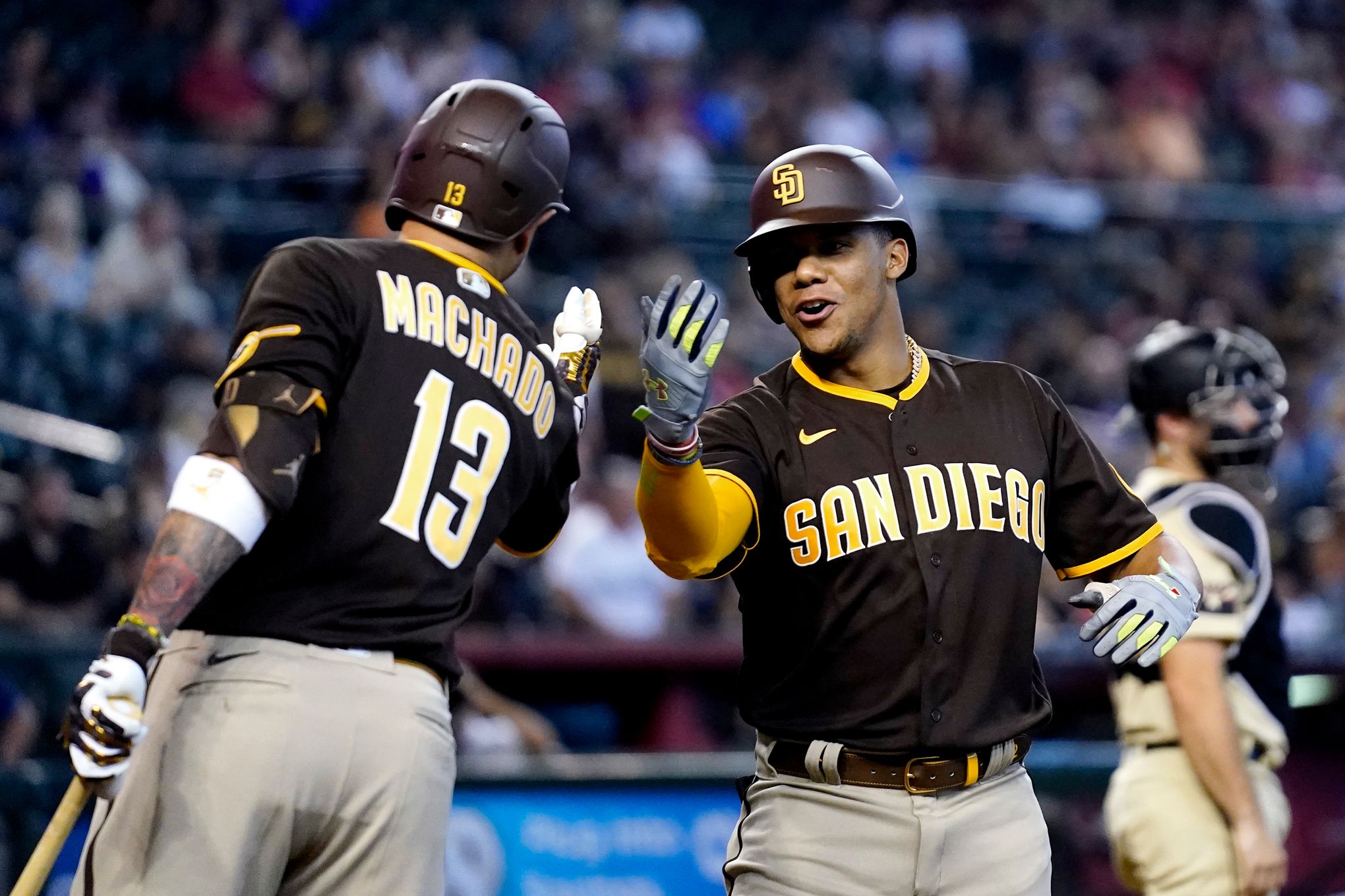 Machado drives in 2, Darvish pitches 6 innings for win as Padres